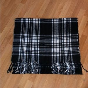 Black and White Plaid Oversized Scarf